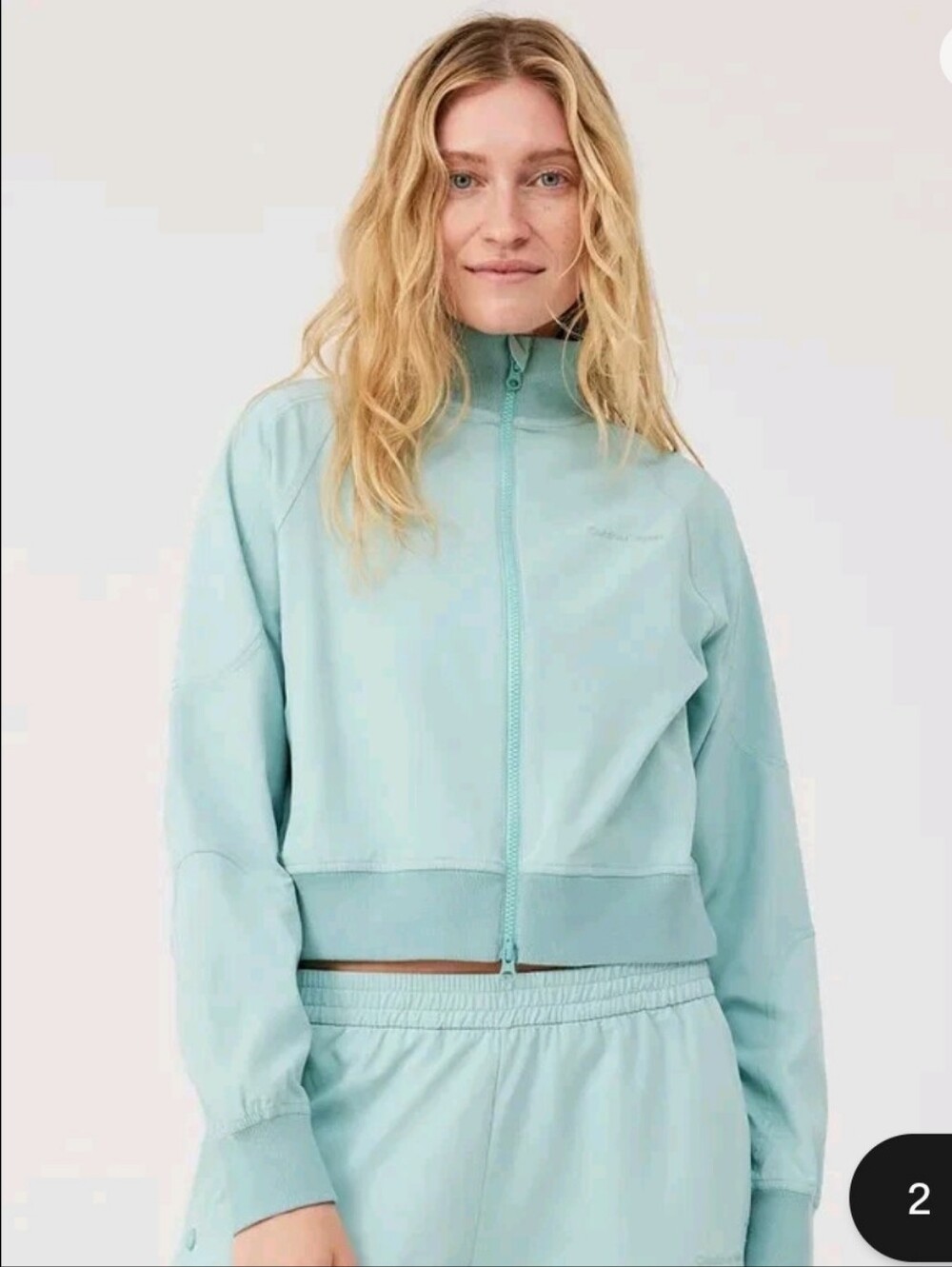 Outdoor Voices High Stride Cropped Zip Front Jacket in Light Aqua Size XL